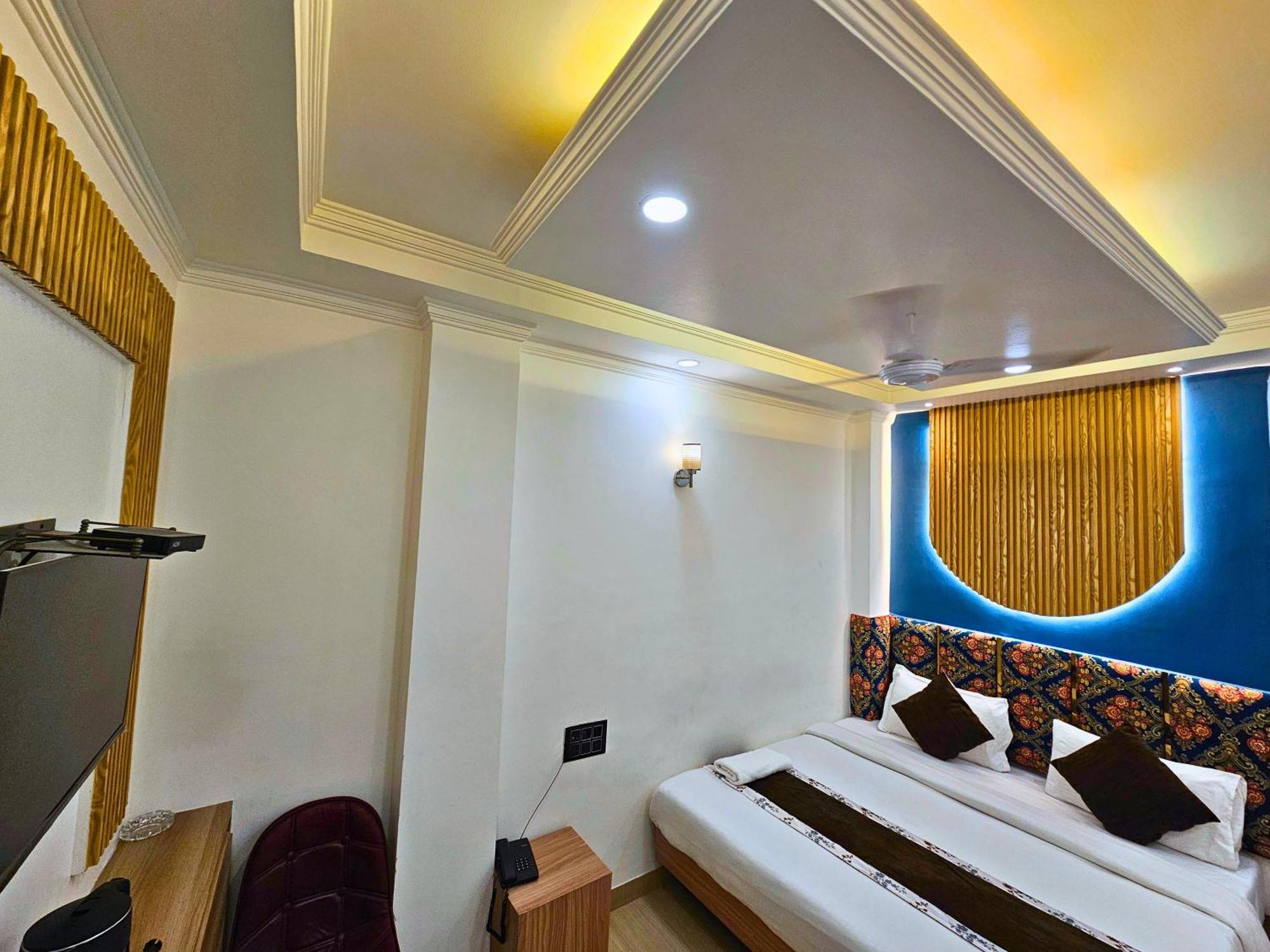 Bala Ji International 3*