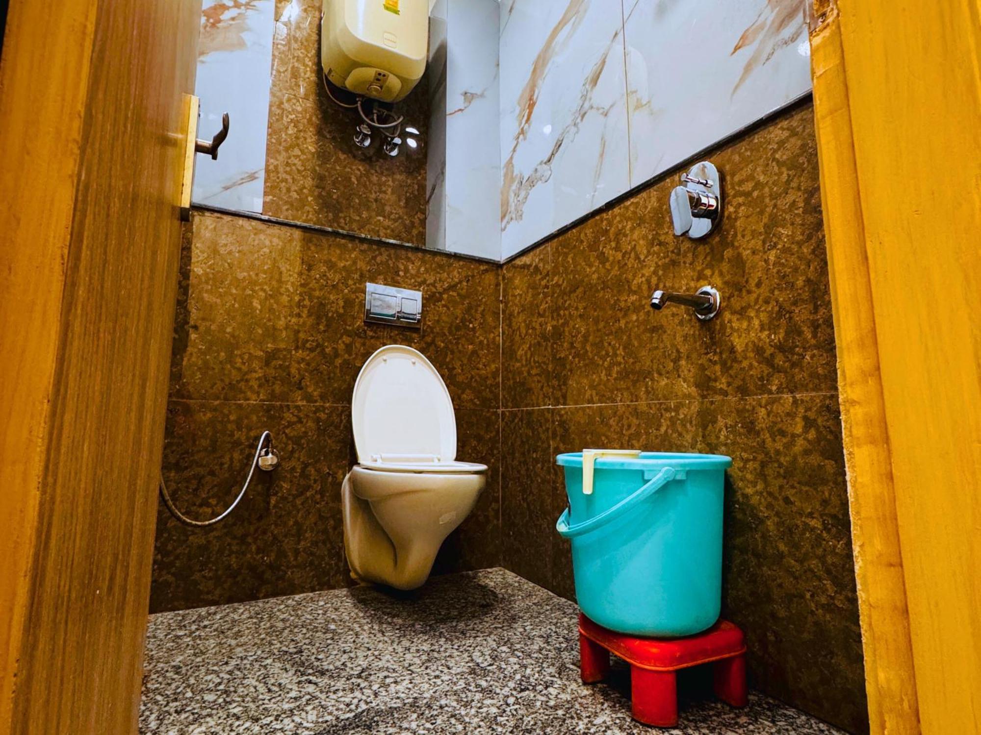 Hotel Bala Ji International New Delhi