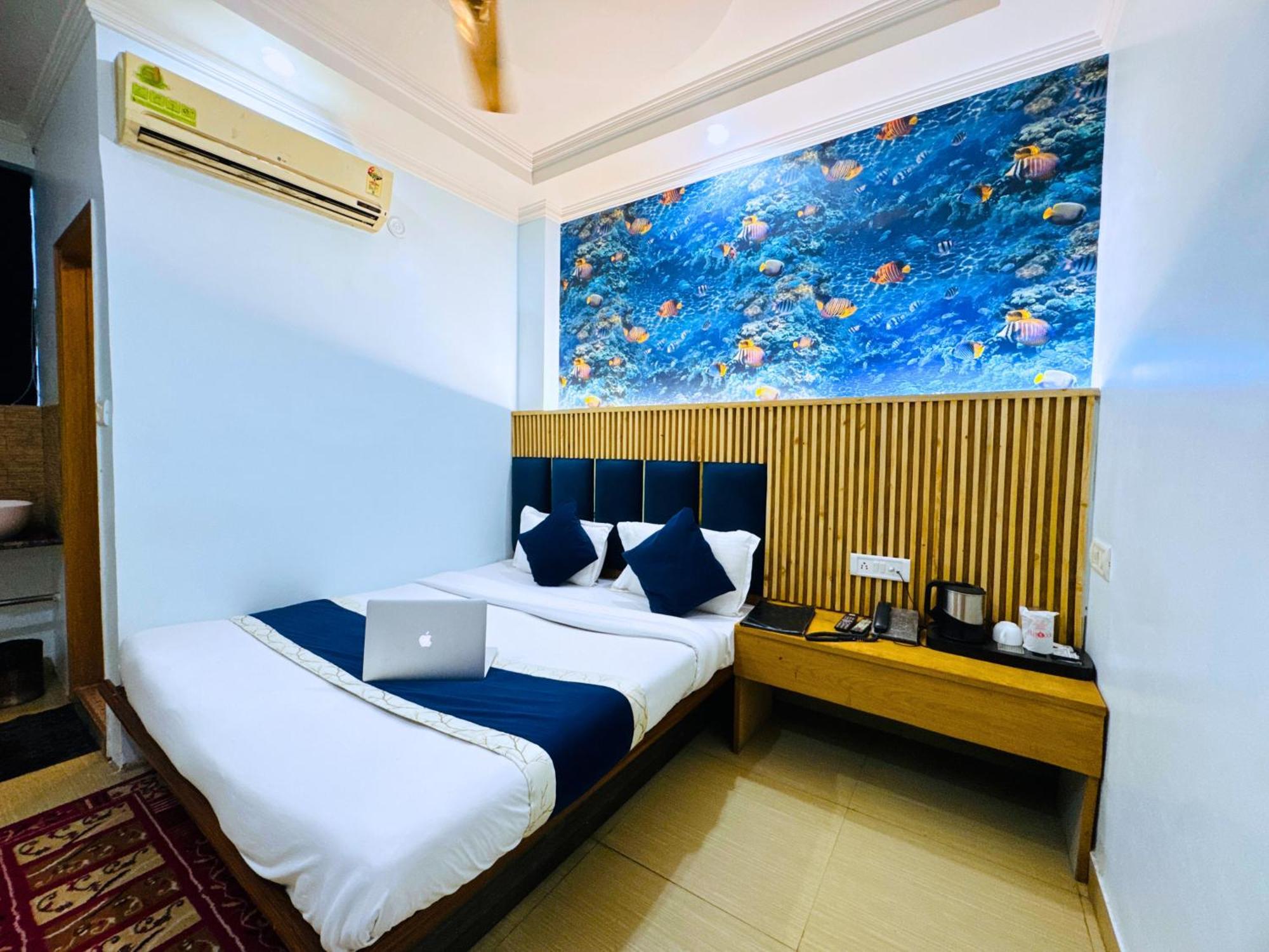 Bala Ji International Hotel 3*
