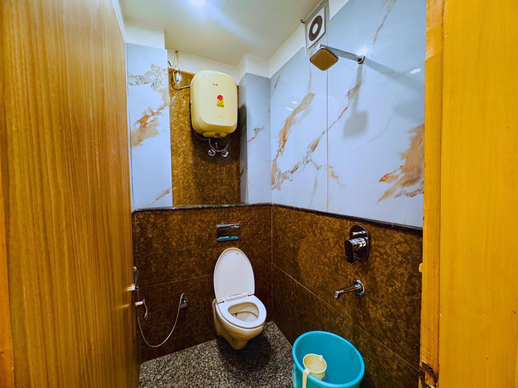 Bala Ji International Hotel 3*