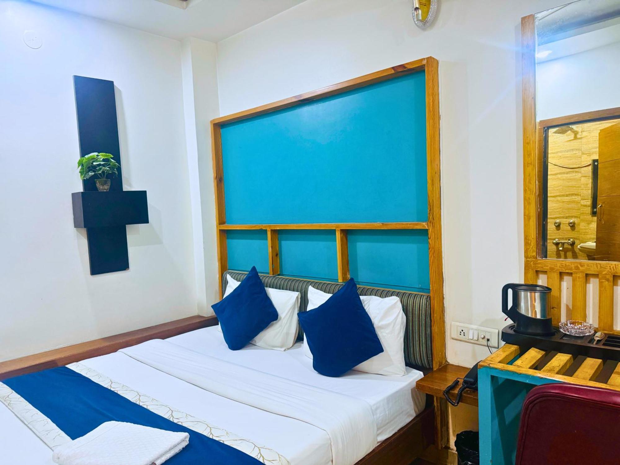 Bala Ji International Hotel New Delhi