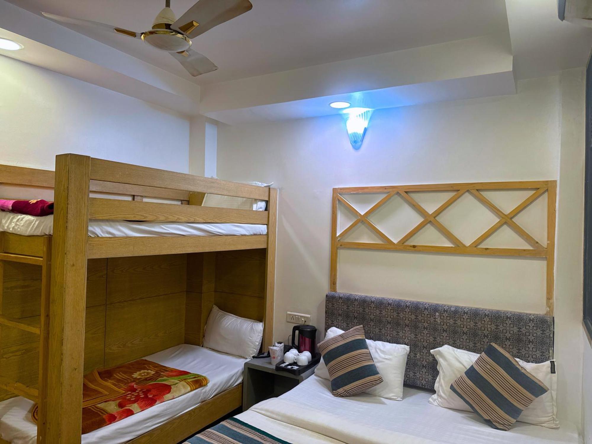 Bala Ji International 3*