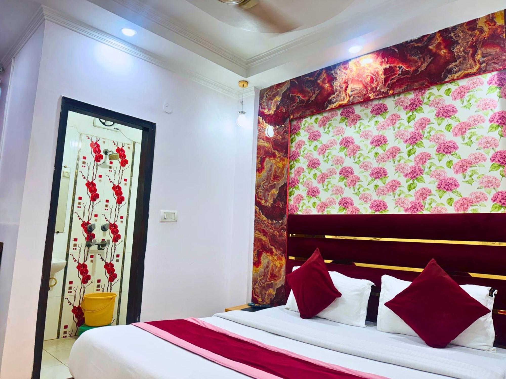 Bala Ji International 3*