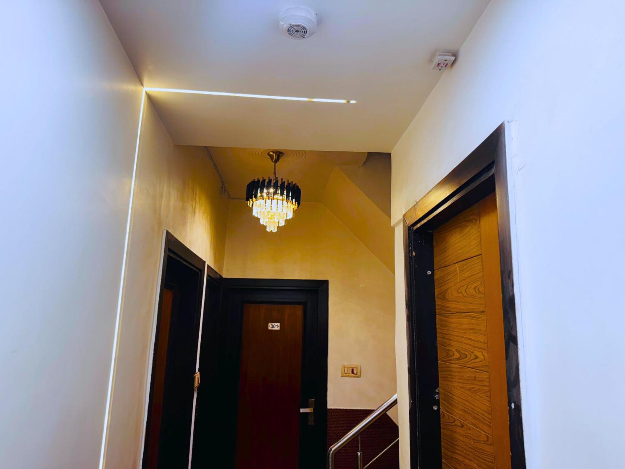 Bala Ji International Hotel New Delhi
