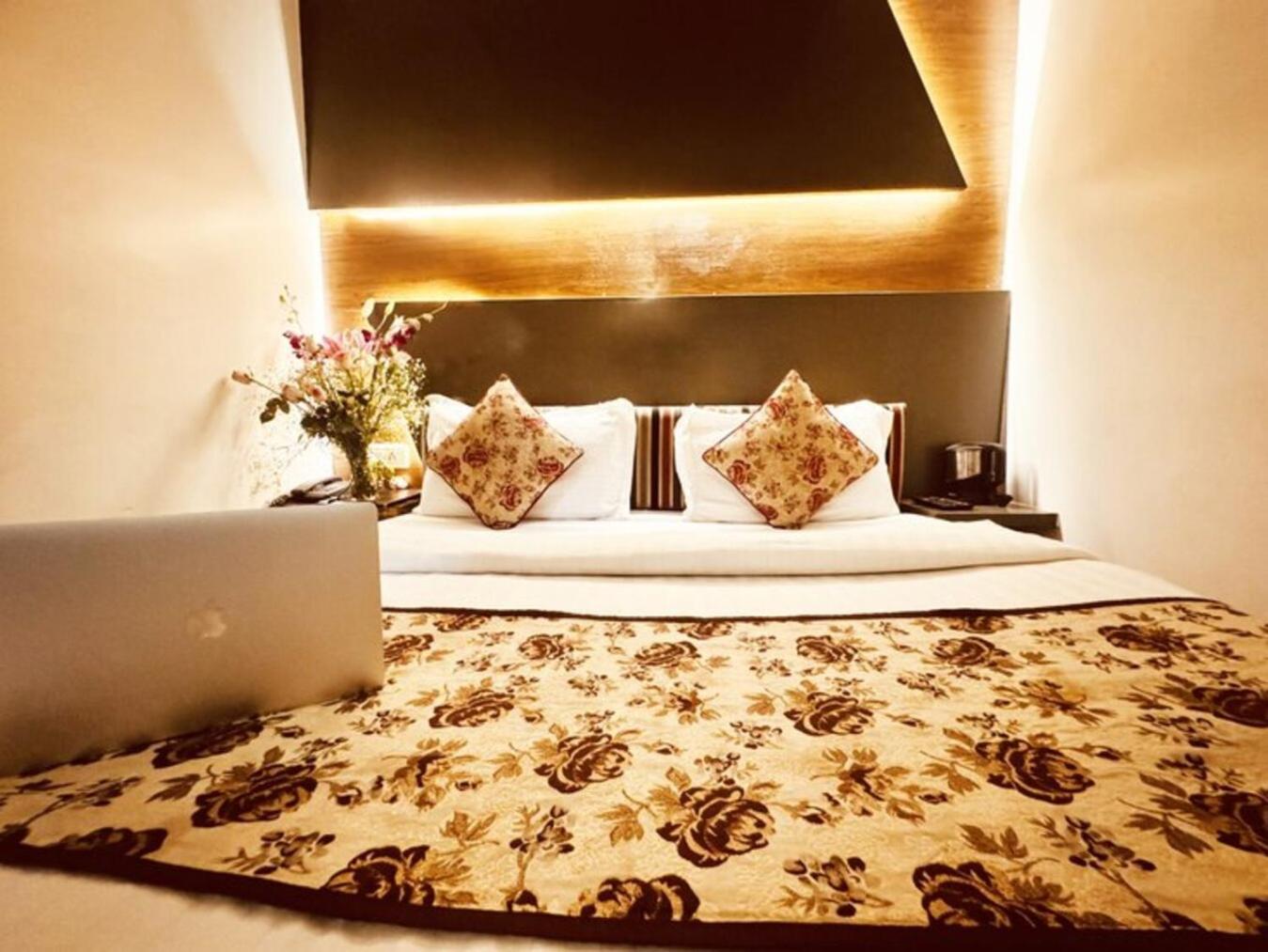 Hotel Bala Ji International Pure Veg 3*